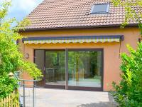 Wohnimmobilie Kauf Reihenhaus Reiheneckhaus mit Einliegerwohnung am Ortsrand von Ostelsheim bei Weil der Stadt