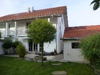 Wohnimmobilie Kauf Doppelhaus Familienfreundliche Doppelhaushälfte im Herzen von Haag!