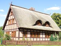 Wohnimmobilie Kauf Doppelhaus Reetdach Doppelhaus