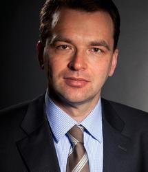 Uwe Wippach, Immobilienfachwirt