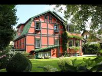Wohnimmobilie Kauf Einfamilienhaus Heiligensee! Schöne Villa in Fachwerkoptik auf Parkgrundstück