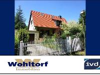 Wohnimmobilie Kauf Einfamilienhaus Gemütliches Einfamilienhaus für die kleine Familie in grüner Lage