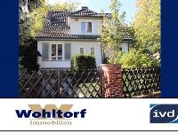 Wohnimmobilie Kauf Burg/Schloß/Bauernhaus/Villa/Herrenhaus/Landhaus/Reiterhof Frohnau - Charmanter Landhausklassiker mit Traumgrundstück