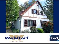Wohnimmobilie Kauf Einfamilienhaus Charmanter, modernisierungsbedürftiger Altbauklassiker