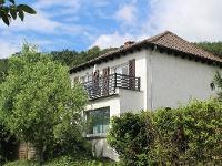 Wohnimmobilie Kauf Einfamilienhaus Imposantes Haus mit schönem Garten