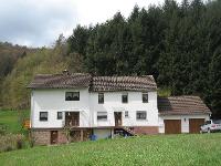 Wohnimmobilie Kauf Mehrfamilienhaus Alleinlage - Leben auf dem Land in zwei Häusern mit großer Wiese