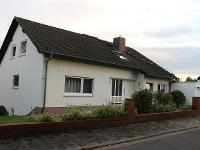 Wohnimmobilie Kauf Einfamilienhaus Großes Haus in bester Lage