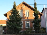 Wohnimmobilie Kauf Einfamilienhaus Genießen Sie den unverfälschten Charme dieser Immobilie aus der Gründerzeit und verleihen Sie Ihrem Haus neuen Glanz!