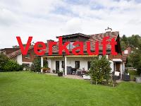 Wohnimmobilie Kauf Einfamilienhaus Freistehendes und sehr gepflegtes 5 ½-Zimmer-Einfamilienhaus mit sonnigem Balkon und herrlicher Aussicht, teilweise gedecktem Sitzplatz, einer wunderschönen Gartenan