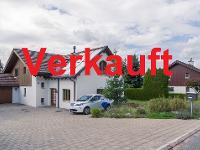 Wohnimmobilie Kauf Einfamilienhaus Freistehendes und gepflegtes 7 ½-Zimmer-Einfamilienhaus mit grossem Raumangebot, sonnigem Balkon mit herrlicher Aussicht, gemütlichem Wintergarten auf der Westseite,