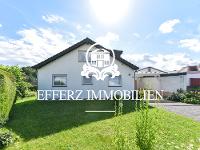 Wohnimmobilie Kauf Einfamilienhaus Klassisches Einfamilienhaus mit großzügigem Garten!