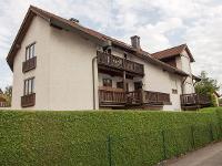 Wohnimmobilie Kauf Etagenwohnung Top renovierte Maisonette Dachgeschosswohnung mit Balkon in idealer Lage