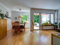 Wohnimmobilie Kauf Reihenhaus *** Hier trifft Vintage auf Moderne – RHM in Forstenried mit Platz für mind. 5 Personen ***