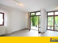 Wohnimmobilie Kauf Erdgeschosswohnung Hier erwartet Sie eine modern geschnittene, zwei Zimmer Erdgeschossmaisonette mit Garten und Stellplatz. Über das geflieste Treppenhaus und lediglich 4 Stufen gel