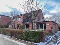 Wohnimmobilie Kauf Doppelhaus Doppelhaushälfte mit 2 Wohnungen mit Garten, Garage und Carport