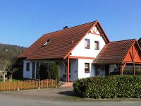 Wohnimmobilie Kauf Einfamilienhaus Niedrigenergiehaus in hochwertiger Fertigbauw