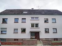 Wohnimmobilie Kauf Etagenwohnung Am Ortsrand von Sehnde, in unmittelbarer Nähe zum östlichen Waldgebiet, liegt in einer ruhigen Seitenstraße diese Eigentumswohnung. In einem gepflegten Mehrfamilienhau