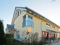 Wohnimmobilie Kauf Doppelhaus Charmante Doppelhaushälfte in Moosach