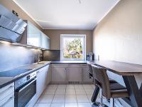Wohnimmobilie Miete Etagenwohnung Modernisierte und helle Wohnung mit sonnigem Südbalkon.