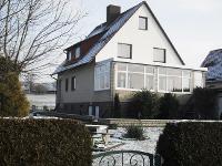 Wohnimmobilie Kauf Einfamilienhaus Einfamilienhaus in Ortsrandlage mit Doppelgarage und großem Garten