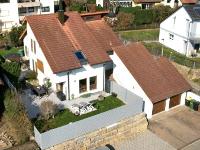Wohnimmobilie Kauf Einfamilienhaus Architektenhaus in Split-Level-Bauweise mit Einliegerwohnung