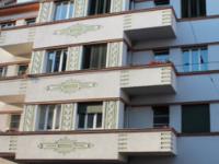 Wohnimmobilie Kauf Etagenwohnung vermietete Dreiraumwohnung in Bestlage - zwei Balkone - Echtholzparkett - Gartenmitbenutzung