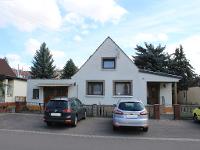 Wohnimmobilie Kauf Einfamilienhaus Einfamilienhaus mit großem Garten im Dornröschenschlaf