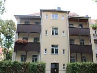 Wohnimmobilie Kauf Etagenwohnung 5,16 % Rendite - Sehr gepflegte Zwei-Raum-Wohnung mit Balkon und Stellplatz