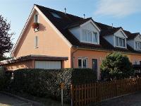 Wohnimmobilie Kauf Doppelhaus Absolute Gelegenheit in Großziethen ! Familienfreundliches Reihenendhaus im Top-Zustand !