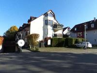 Wohnimmobilie Kauf Erdgeschosswohnung Diese seit geraumer Zeit an die selbe Mieterin vermietete Erdgeschosswohnung besticht durch ihre gute Wohnlage und hoher Vermietbarkeit und ist aus diesem Grunde 