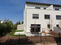 Wohnimmobilie Miete Doppelhaus Hochwertige Doppelhaushälfte mit Garage und Garten