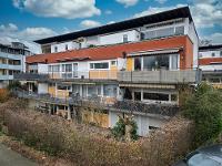 Wohnimmobilie Miete Erdgeschosswohnung Traumwohnung mit Balkon und Garten!