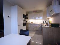 Wohnimmobilie Kauf Etagenwohnung Modernisierte 3 Zimmer Eigentumswohnung in Elsen