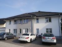 Wohnimmobilie Kauf Einfamilienhaus Exklusives und energieeffizientes KFW 55 Haus...