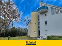 Wohnimmobilie Kauf Dachgeschosswohnung Schickes 1,5 Zi Appartement / Kapitalanlage