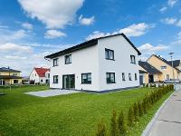 Wohnimmobilie Kauf Einfamilienhaus Wunderschönes Einfamilienhaus erst 2017 erbaut bietet nun einer neuen Familie ein tolles zu Hause mit viel Platz und einer tollen Nachbarschaft.