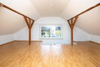 Wohnimmobilie Kauf Reihenhaus Platzwunder Reihenendhaus! Nachdem der Dachboden zusätzlich ausgebaut wurde war in dieser Immobilie mehr Platz wie in manchem Einfamilienhaus zu finden. Auch hier gab es 