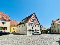 Wohnimmobilie Kauf Denkmalgeschütze Immobilien/Neubauvorhaben/Wohnanlage/Immobilienfonds Dieses traumhafte denkmalgeschützte Haus in einer tollen Lage mitten in Wolframs-Eschenbach hat lange auf einen