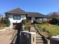 Wohnimmobilie Kauf Einfamilienhaus Träume brauchen Gestaltungsfreiraum! Tolles Winkelbungalow in Heiligenhafen verkauft und die Familie freut sich auf das neue Zuhause.