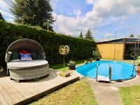 Wohnimmobilie Kauf Einfamilienhaus Stufenlos glücklich - Bungalow mit Pool