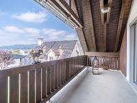 Wohnimmobilie Kauf Penthousewohnung/Loft/Maisonette ATTRAKTIVE 4½ ZIMMER DACHMAISONETTE WOHNUNG AN RUHIGER ZENTRUMSNAHER LAGE Standort: Dänikon Anzahl Zimmer: 4½ Wohnfläche: 109.5 m²