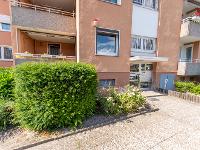 Wohnimmobilie Kauf Etagenwohnung • Eigentumswohnung • Baujahr 1973 • Ca. 68 m² Wohnfläche • Sehr gute Verkehrsanbindung • Sehr zentrale Lage • Hochparterre • 2 Zimmer • 1 Schlafzimmer