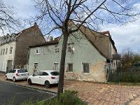 Wohnimmobilie Kauf Einfamilienhaus Charmante Doppelhaushälfte mit großem Potenzial im Herzen von Bamberg. Willkommen in Ihrem zukünftigen Zuhause in Bamberg! Diese Doppelhaushälfte ist ein wahres Juwe