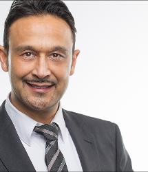 Komron Akbari
