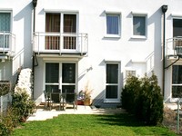 Wohnimmobilie Miete Etagenwohnung TOP-Single-Wohnung mit eleganter EBK und Westbalkon