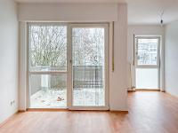 Wohnimmobilie Kauf Etagenwohnung Willkommen in dieser charmanten 1,5-Zimmer-Wohnung im 2. Obergeschoss eines gepflegten Mehrfamilienhauses, das über einen modernen Aufzug verfügt. Diese Wohnung bietet