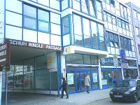 Gewerbeimmobilie Laden/Verkaufsfläche Laden Lauflage Stadtteilzentrum, Vermietung